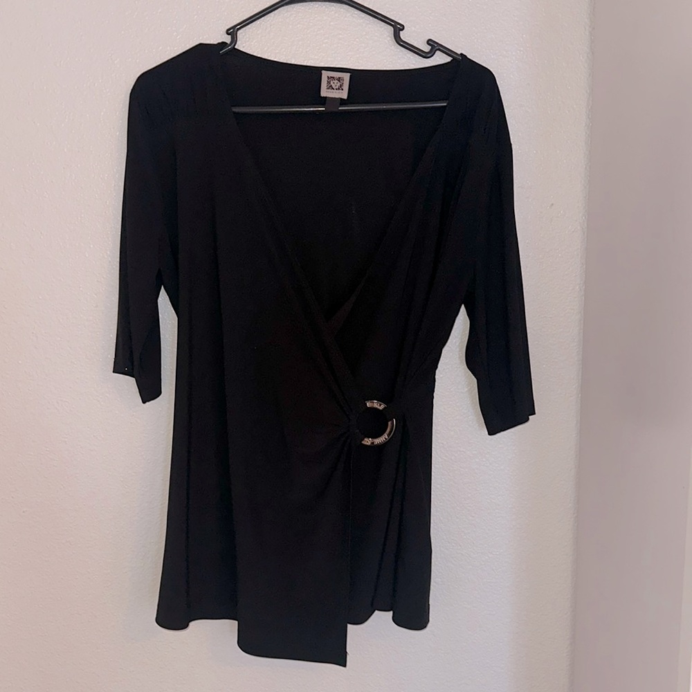 Anne Klein  size, large side, wrap, lightweight shirt spandex material